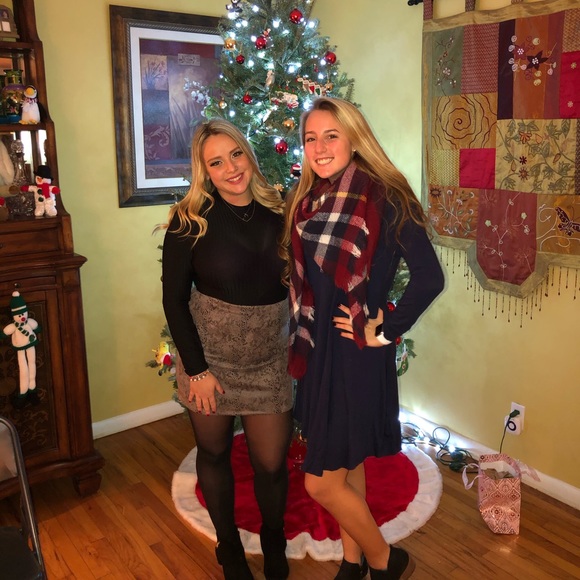 Meet your Posher, Mackenzie - Picture 1 of 1